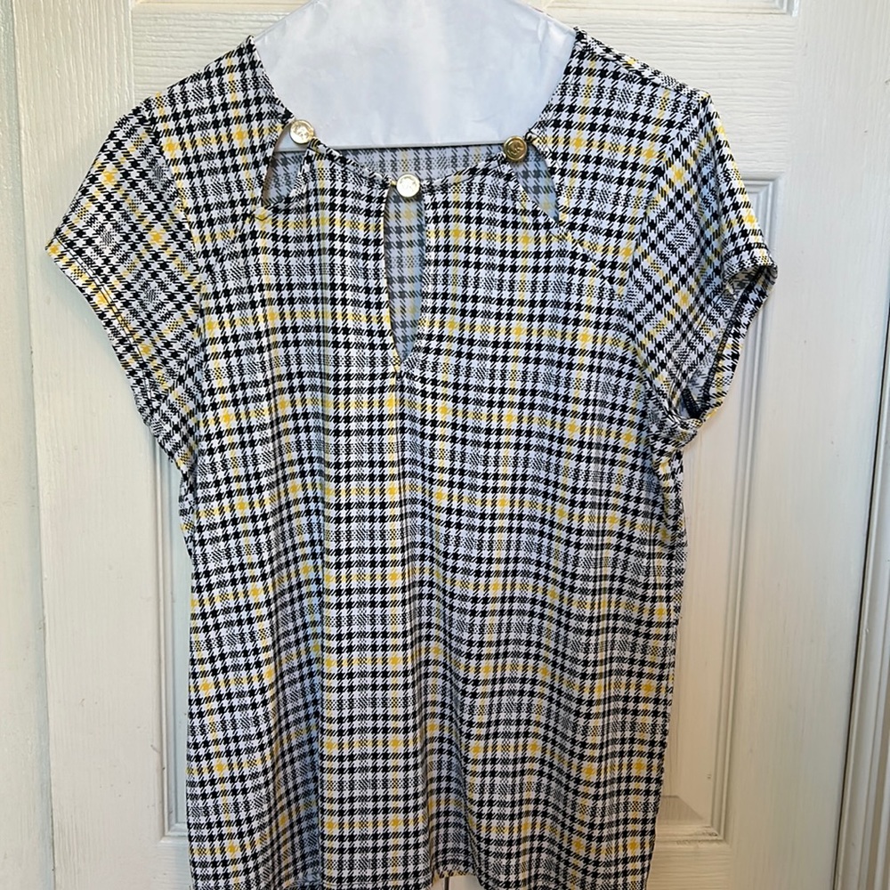Small, like new, Michael Kors top